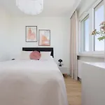 Apartamento Elegant In With Air Conditioning And Parking By Renters Prestige *