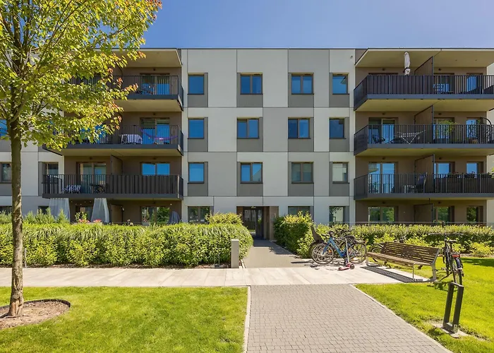 Elegant In With Air Conditioning And Parking By Renters Prestige *