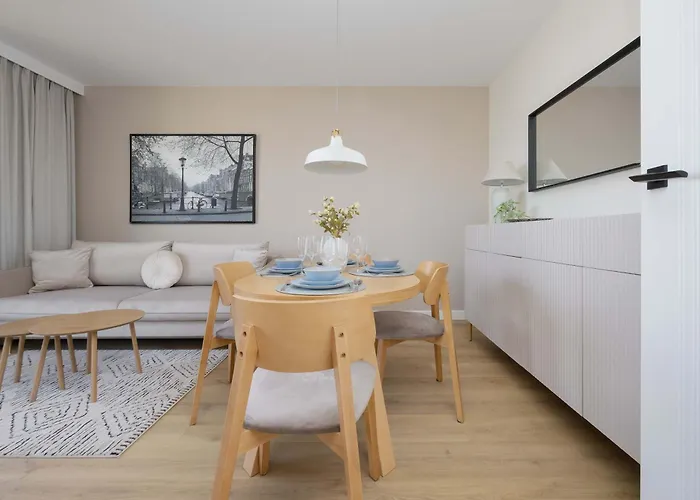 Apartment Elegant In With Air Conditioning And Parking By Renters Prestige