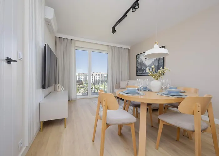 Elegant In With Air Conditioning And Parking By Renters Prestige *