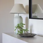 Elegant In With Air Conditioning And Parking By Renters Prestige Apartamento Varsóvia